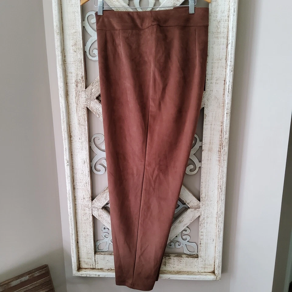 Hearts of Palm Plus Teal the Show Faux Suede Pull-on Elastic Pants n Cocoa Brown - Image 2 of 4