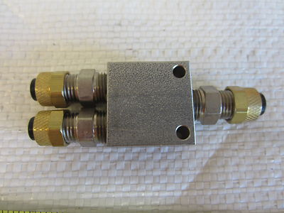 CRYSTAL MARK 1657-3 SPLITTER