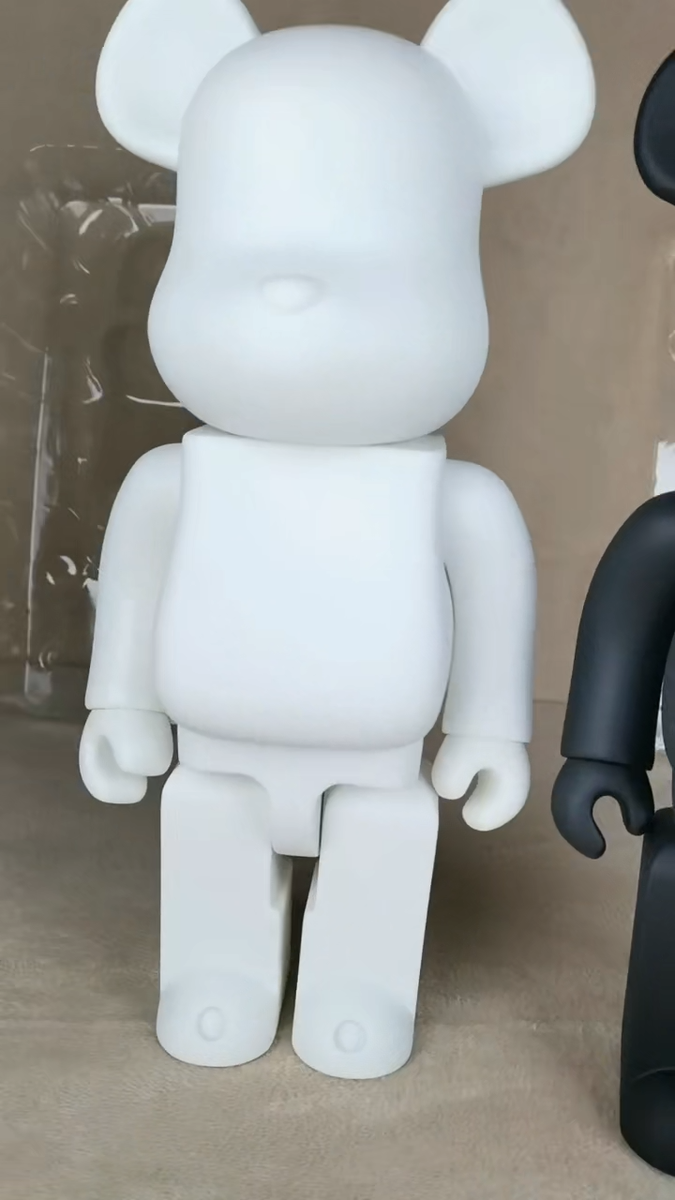 400% Bearbrick Real WITH BOX 28cm 11inch Figures Black White Bear