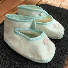 Baby Booties: Vintage Satin Silk Embroidered Blue Shoes 4"