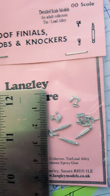 3 roof Finials 6 door knobs knockers P20 UNPAINTED OO Scale Langley Models Kit
