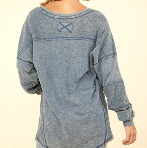 New In Boutique Washed Knit V Neck Oversized Top NWT size Small NWT size Small - Picture 2 of 9