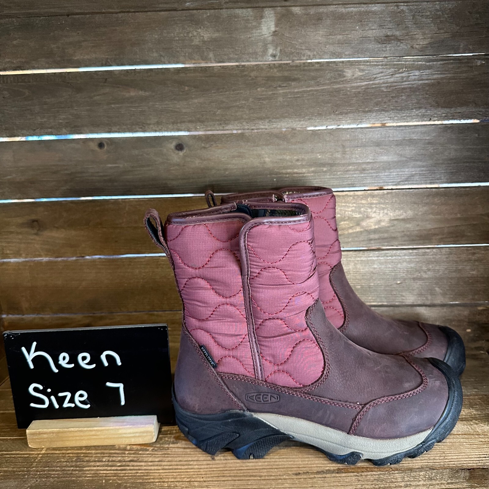 Stivali invernali da neve impermeabili isolati Keen Betty Maroon nuovi da donna taglia 7 M