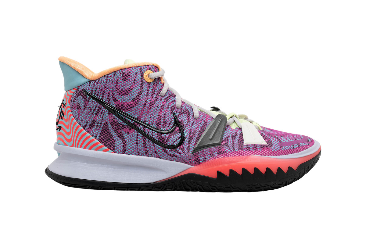 nike boots sneakers