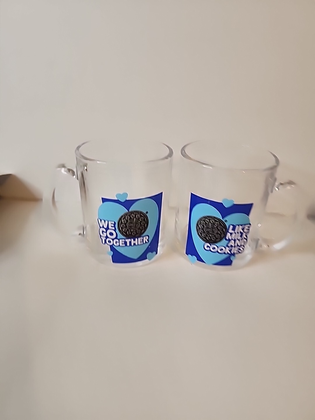 Set of 2 Elegant Oreo-Themed Glass Mugs – Perfect for Coffee, Tea, or Hot Chocolate – Stylish and Functional Matching Pair for Your Kitchen or Gift Giving