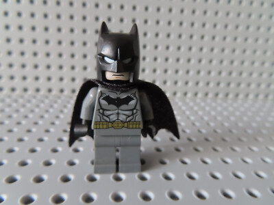 Lego Figur Super Heroes Batman + Cape dunkelgrauer Anzug  sh162  76027