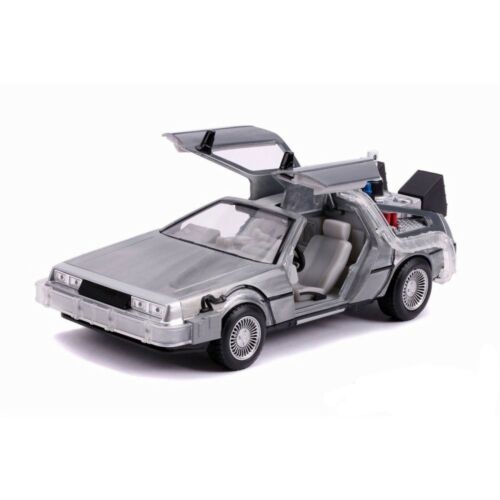 31468 brushed metal time machine with liugnts back to the future 2 (1:24 scale) - Picture 2 of 7