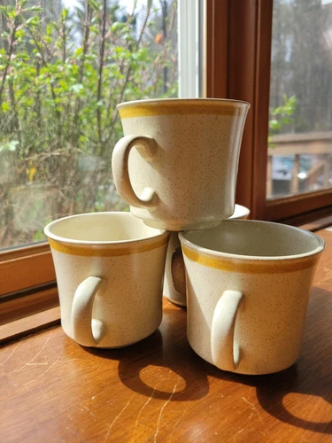 4 Hearthside Garden Festival Stoneware Coffee Cups Mugs Vintage Made in Japan 