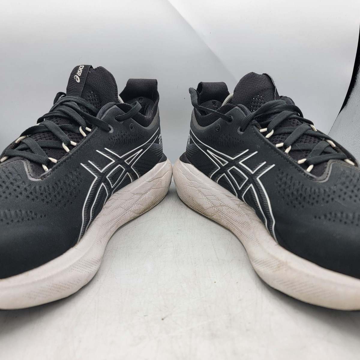 Asics Gel Nimbus 25 Mens Size 11 Running Shoes Black White  display picture 3
