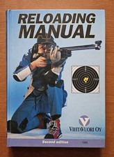 Vihtavuori Oy Reloading Manual (1995 second edition hardcover)