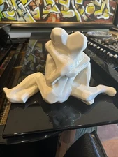Vintage Jaru Ceramic Cubist Lovers Nude Couple Sculpture Embrass Kiss . White