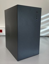 Muster - M-ATX-Gehäuse - 1x USB-C | 2x USB-A...