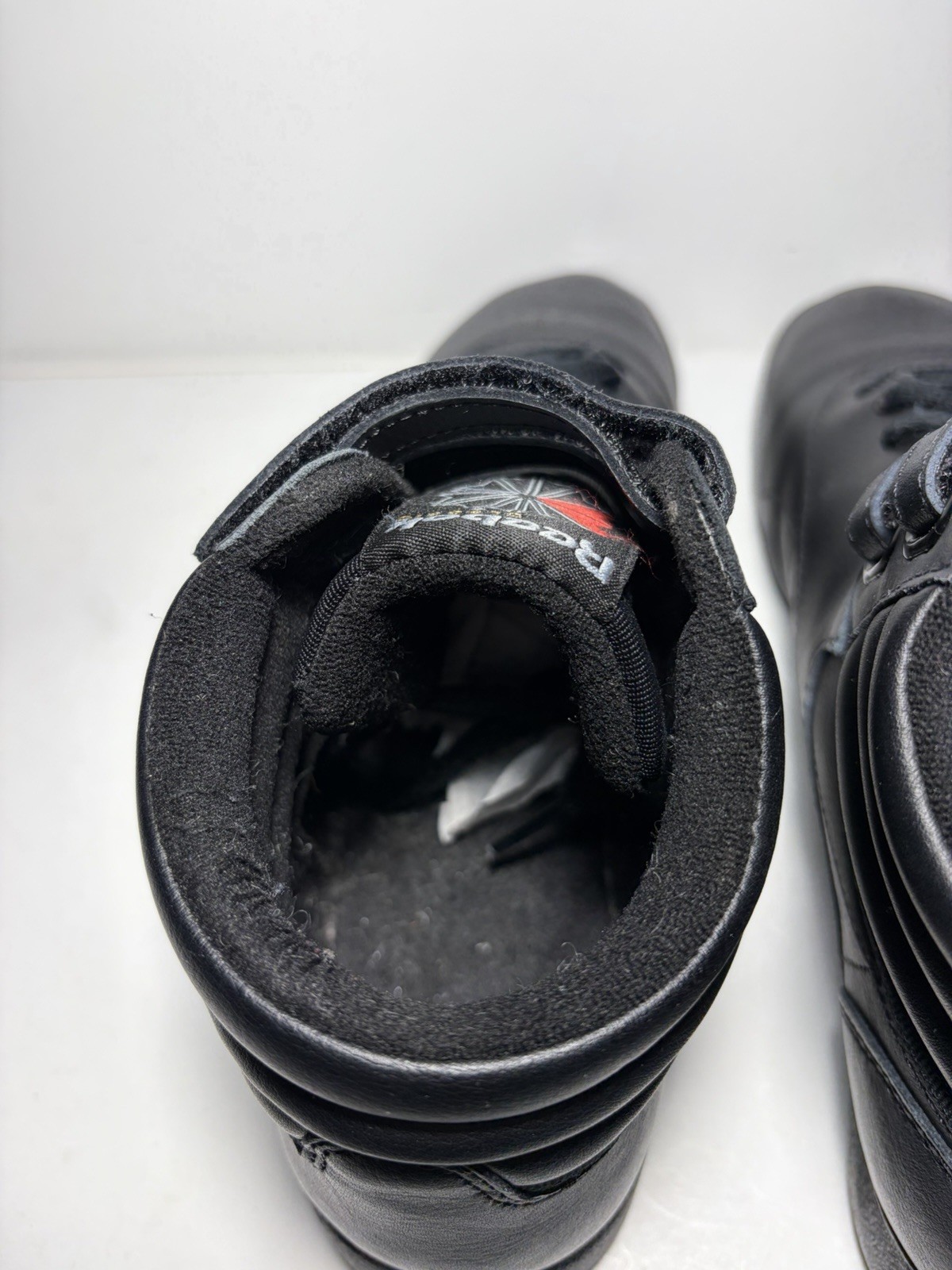 Reebok Freestyle F/S high-top classic women's U.S. size 9 black sneakers #2240 thumbnail 6