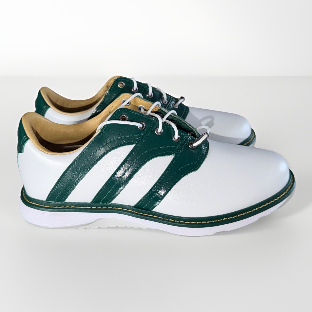 Jh6127 Cloud White/green Size 7 New