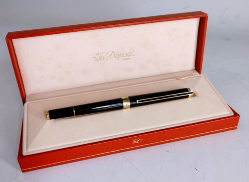 Fountain Pen Sterling Silver Lacquer Black ST DUPONT 925 Classic 18K Gold M Nib