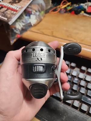 Zebco 33 33K Spincast Fishing Reel CKM4 Ball Bearing System Very Good Condition