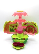 Hatchimals Colleggtibles Secret Scene Egg Playset Motorized Egg Pink Flowers EUC