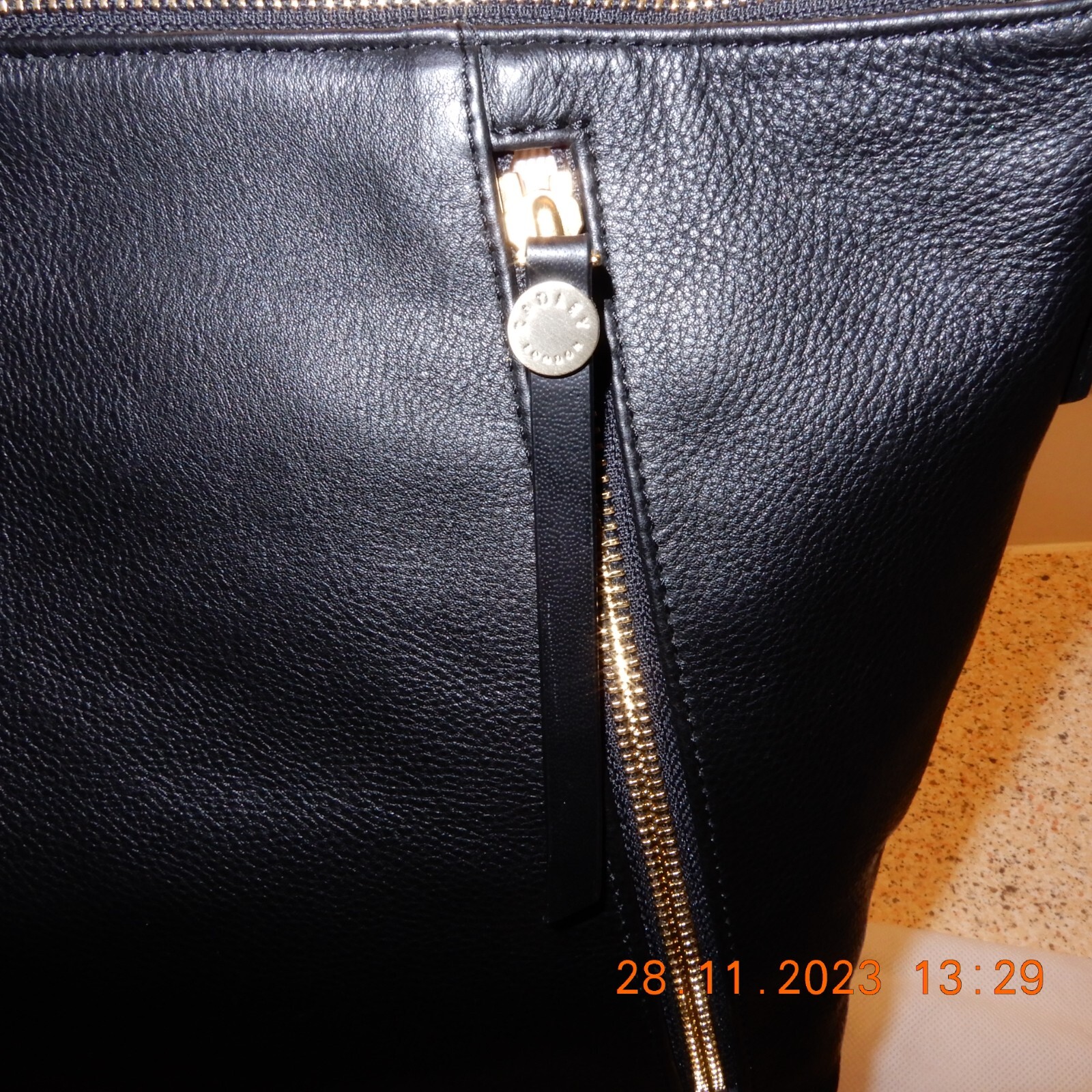 Radley Fountain Road Shoulder Bag Black Medium Multiway Handbag Leather