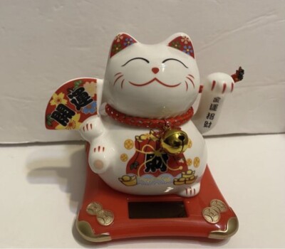 Solar Powered  Porcelain Maneki Neko Lucky Beckoning Hands Waving Fortune Cat(財)