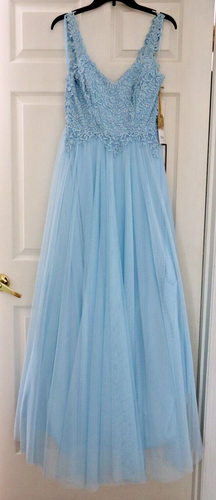 Say Yes to the Prom Junior's Sz 5 Sky Blue Embellished V-Neck V-Back Gown $189