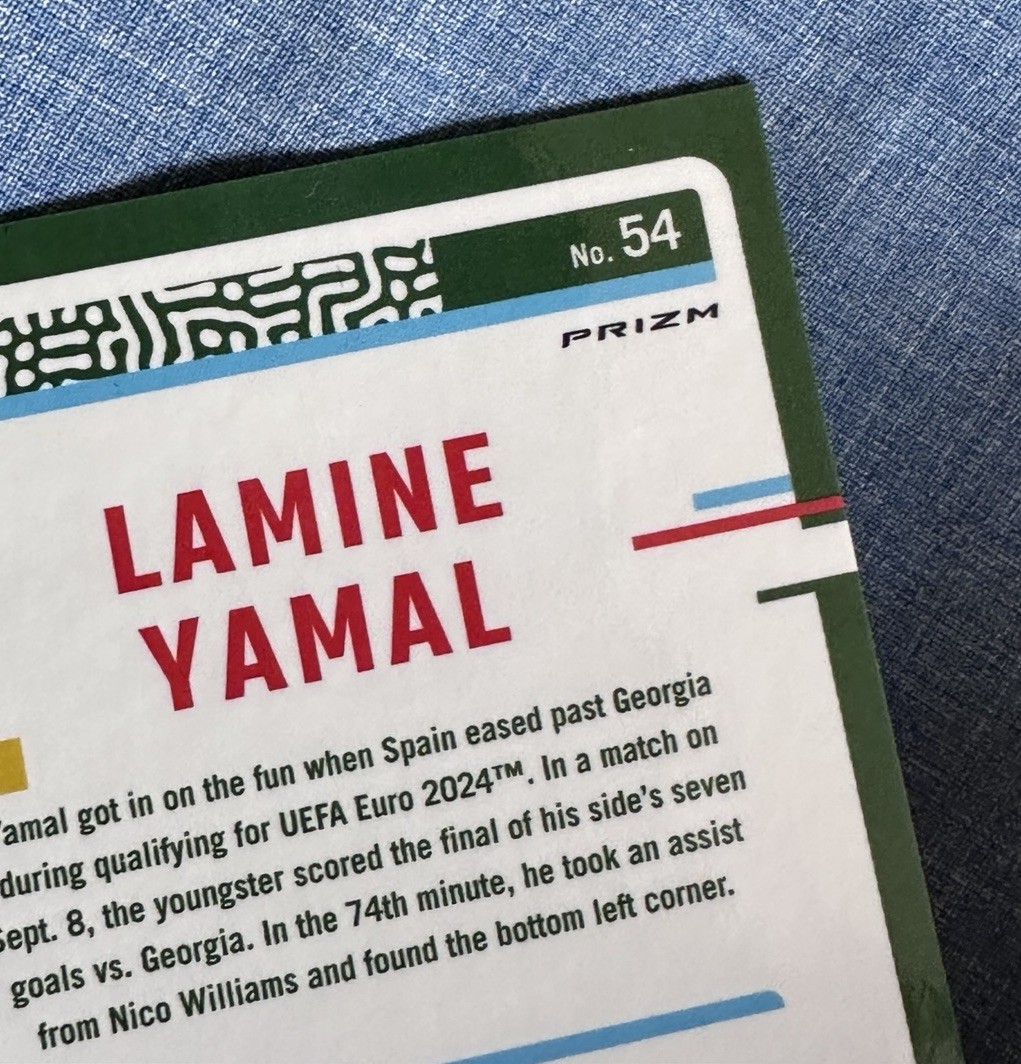 2023-24 OPTIC GREEN MOJO PRIZM REFRACTOR #54LAMINE YAMAL RC DEAD CENTRED GEM /49 view 13