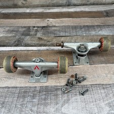 Vintage Venture Skateboard Trucks W Dark Star Knights Wheels Hardware Vintage Venture Skateboard Trucks W Dark Star Knights Wheels Hardware