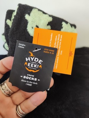 Hyde & Seek NIP Glow-In-The-Dark Ghost Socks