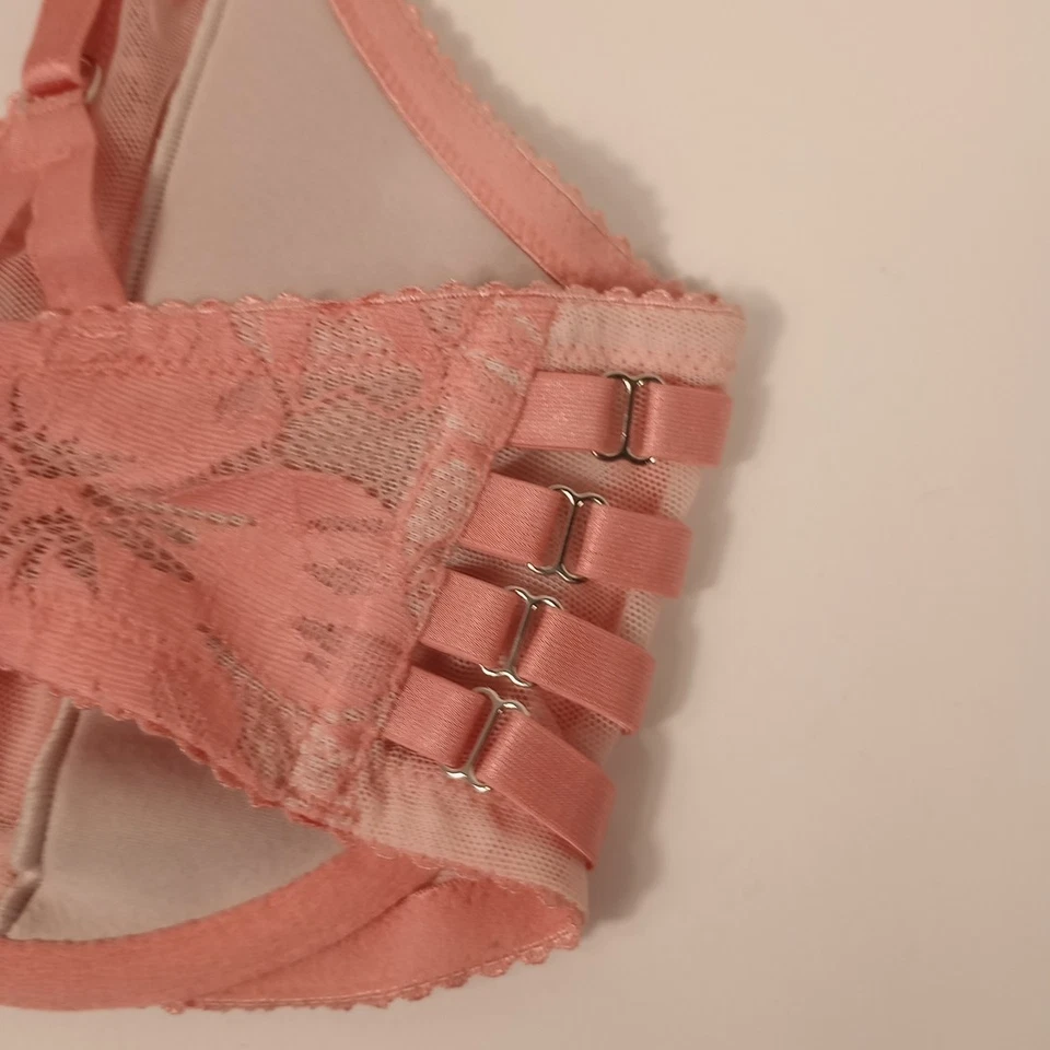 Sujetador Victoria's Secret MUY SEXY Sin Forro Tiras Laterales de Encaje Coral 34DD Foto 3 de 4