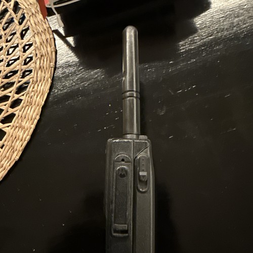 Motorola DP3441e UHF Cyfrowe radio dwukierunkowe Walkie Talkie Ręczne - Zdjęcie 2 z 4