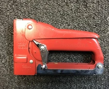 Swingline Heavy duty Tacker 800 Stapler Gun, PAT.2,936,456,3,199,185, UNTESTED
