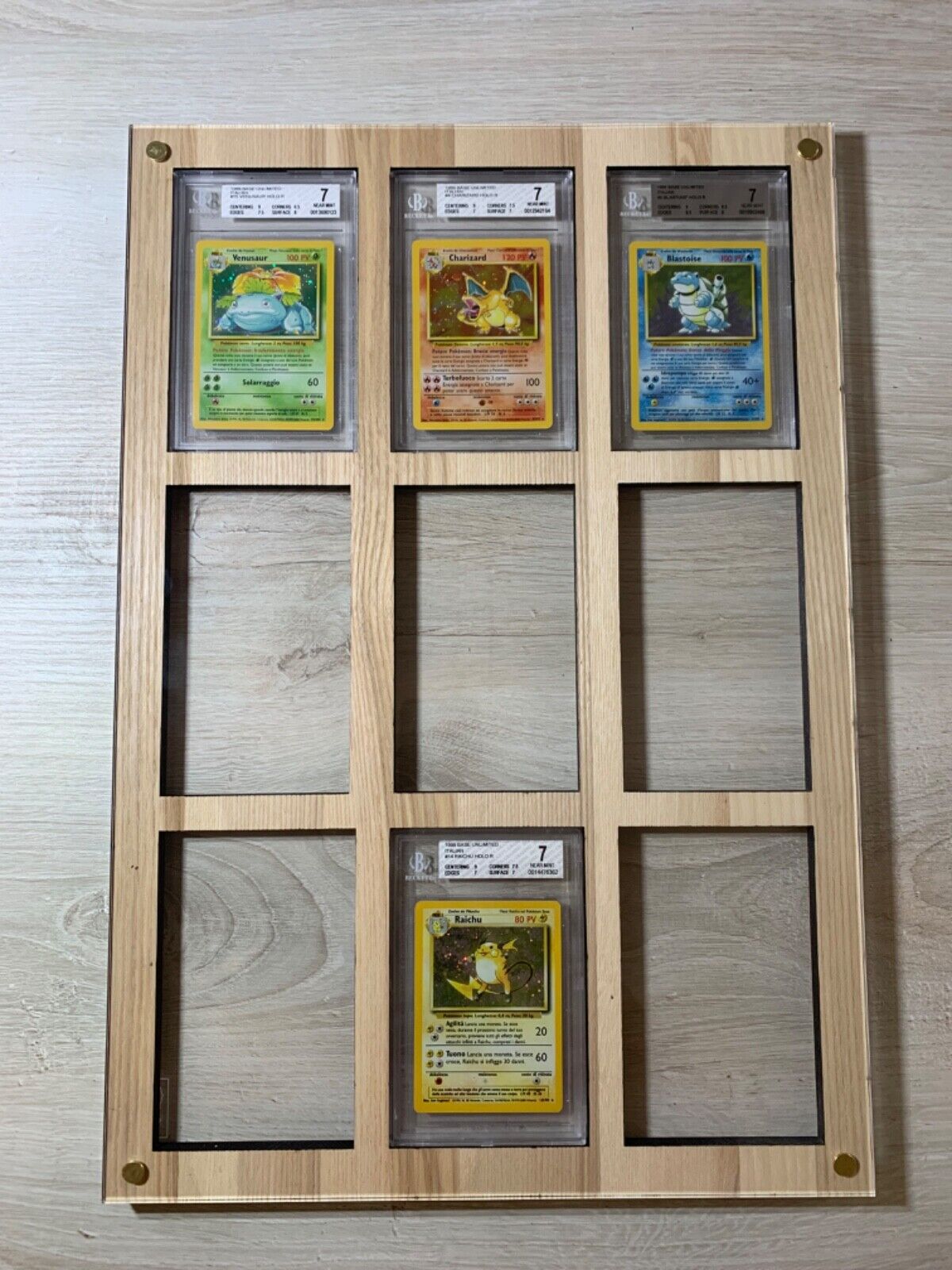 Foto 3 di 12