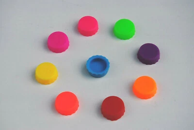 9 x SILIKON FLASCHENDECKEL FLASCHENVERSCHLUSS KRONKORKEN  - Bild 1 von 2
