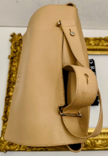ORCIANI SVEVA SOFT GRANDE PELLE MICRO-JACQUARD Cammello / Beige Pari al Nuovo - Imagen 13 de 24