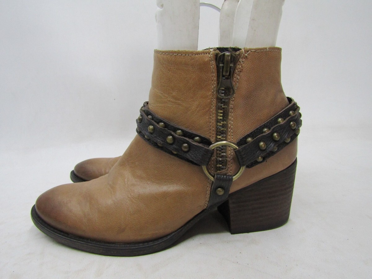 OTBT Womens Size M Brown Leather Zip Buckle Ankle Fashion Boots