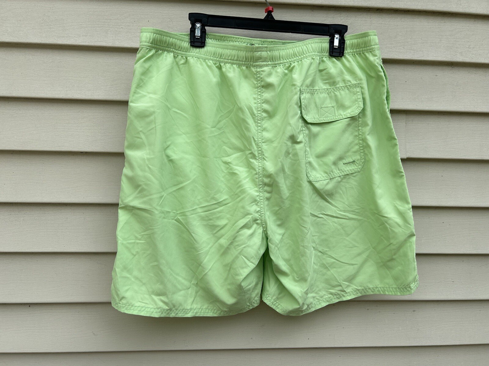 Vineyard Vines solid chappy swim trunk green Size… - image 2