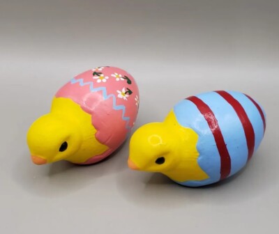 Easter Egg Figurines Chicks Hatching Decorative Eggs Spring Decoration Set of 2