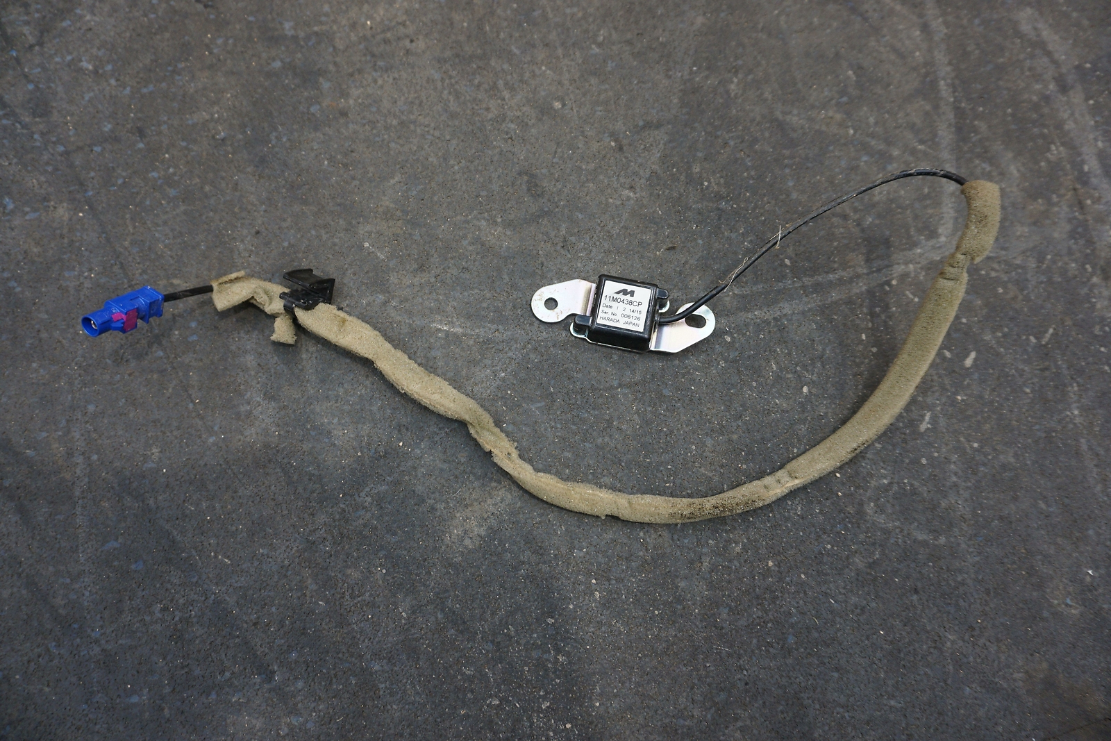 GPS Antenna OEM 11M0438CP McLaren 650S Spider 2016