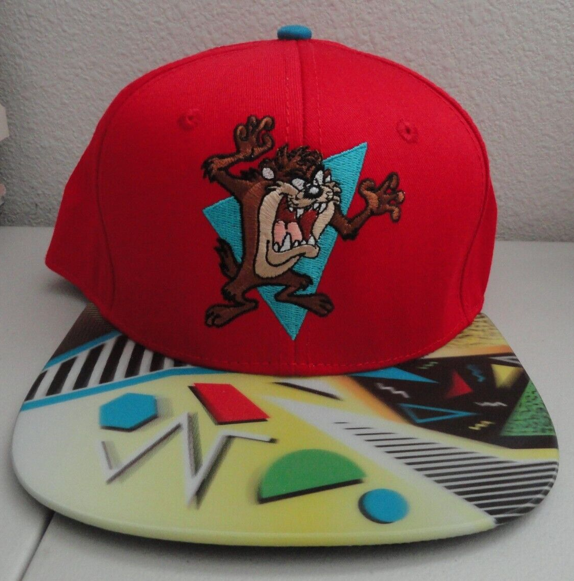 NEW- Bioworld Looney Tunes Holographic Brim Taz Tazmanian Devil Snapback Hat Cap