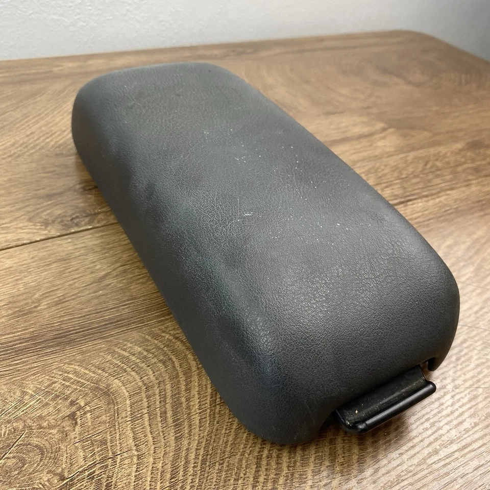 1995-2005 Chevrolet Cavalier Center Console Lid Armrest Used OEM 22603634 - Image 4 of 4