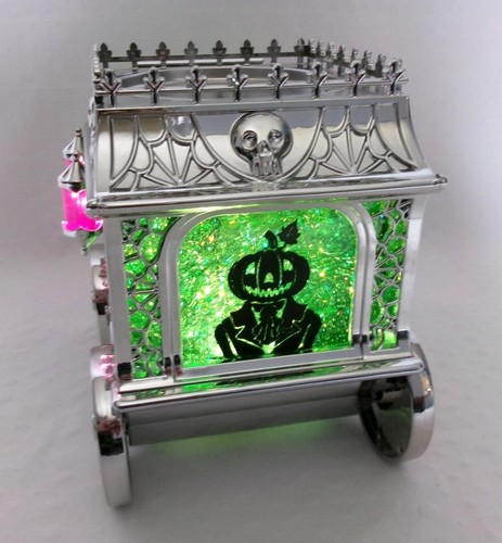 Candelabro de 3 mechas Bath and Body Works CARRIAGE WATERGLOBE ILUMINAR Halloween - Imagen 2 de 13