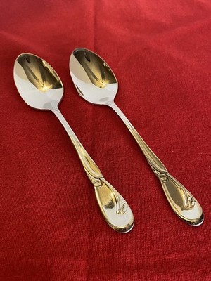2 ONEIDA Deluxe CALLA LILY Stainless Flatware Glossy 6  Teaspoons