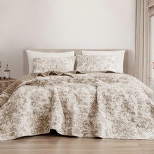 Wonderful King Size Quilted Bedspread Coverlet Set 104" x 90" with 2 Matching Sh