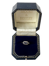 1988 Sapphire and Diamond Ring 9ct Gold Diamond & Trilogy Sapphire Ring - Size M