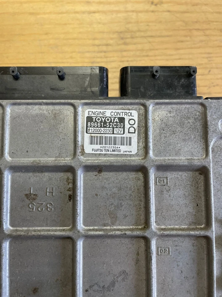 2005-2008 NCP93 Toyota Yaris 1.5 Auto T/M Engine Control Unit ECU 89661-52C30 - Image 3 of 3