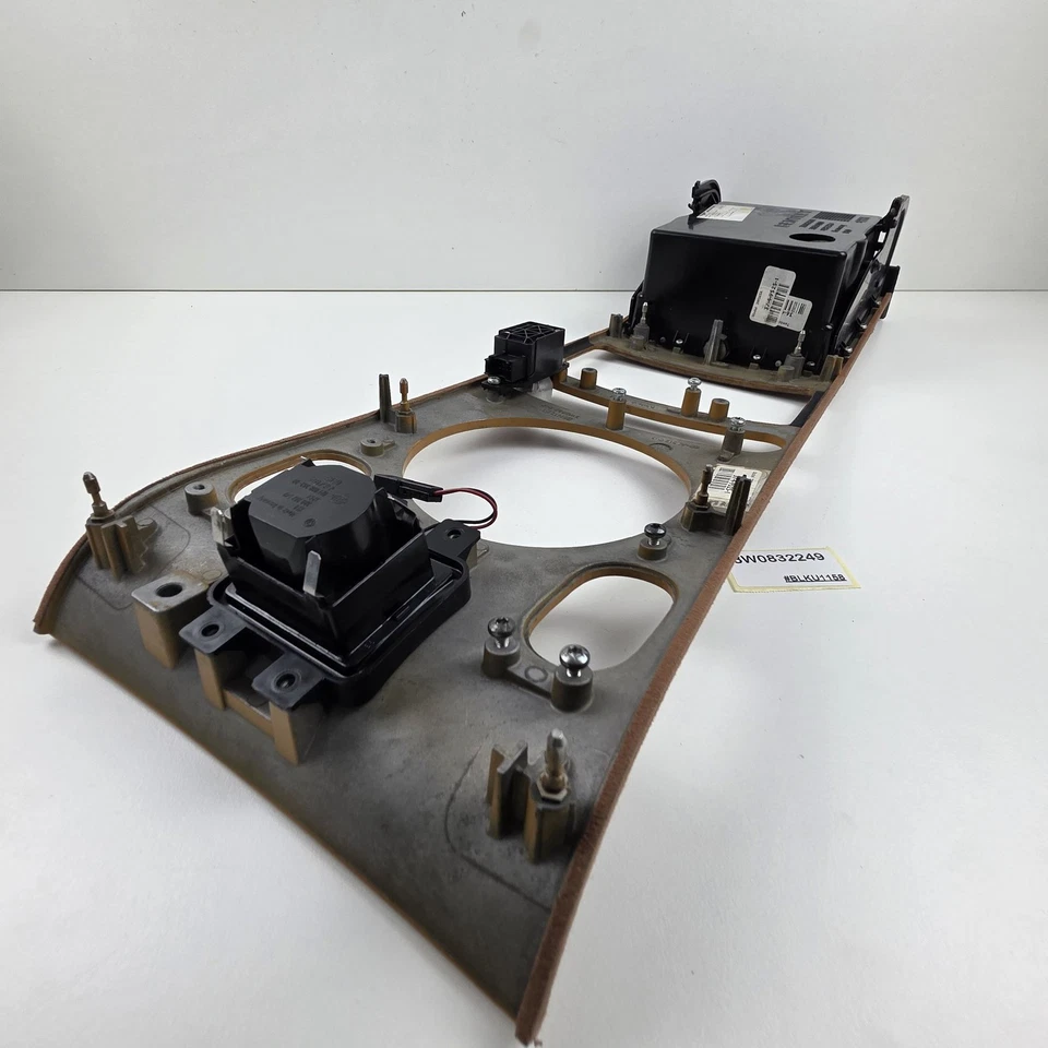 Bentley Continental GT 2003-2013 consola central moldura decorativa 3W0832249 Foto 3 de 4