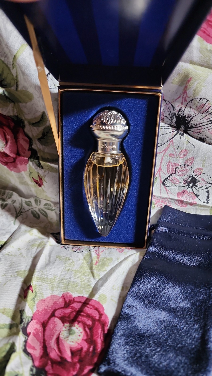 Doulton By Royal Doulton Perfume  10ml / 1/3 Oz. Ladies Vintage Spray With Box