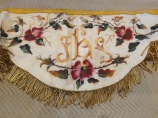 ANTEPENDIUM AUTEL/IHS/satin Soie Peint Roses/galon franges or/DEBUT XXè/154x23cm