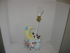 Lampe veilleuse / animaux de crèche en porcelaine vache saute sur la lune
