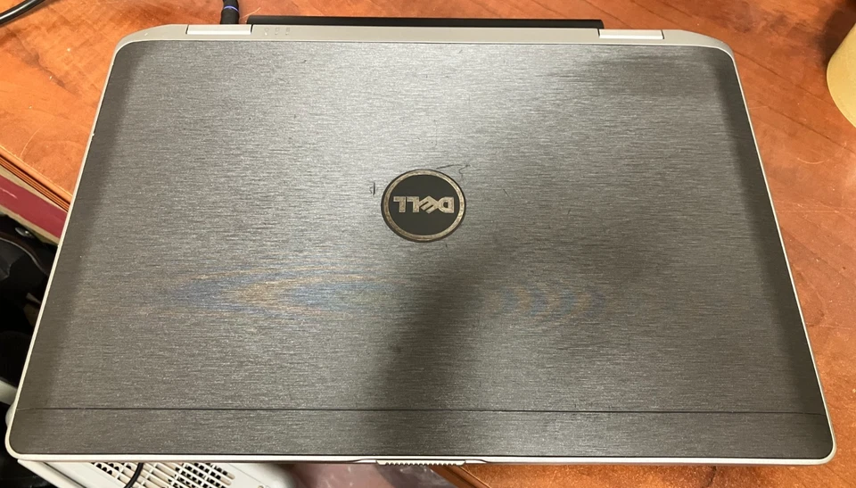 Dell Latitude E6430 Intel Core i5-3320M 8GB RAM 120GB SSD Windows 10 Pro Laptop - Image 2 of 3