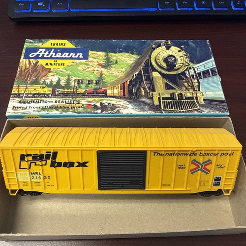 Athearn HO Scale Railbox 50 ft vagón de carga amarillo MRL 21430 vagón de carga nacional piscina | Condition: Used